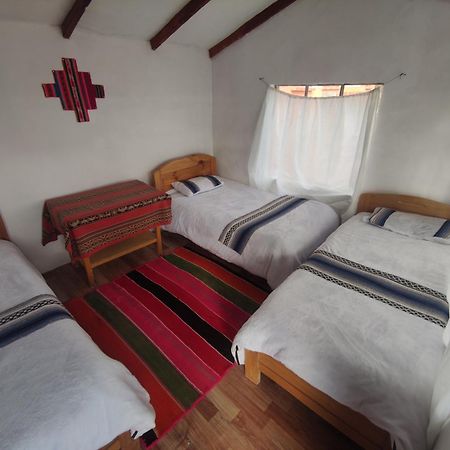 Inti Wasi Lodge Comunidad Yumani エクステリア 写真