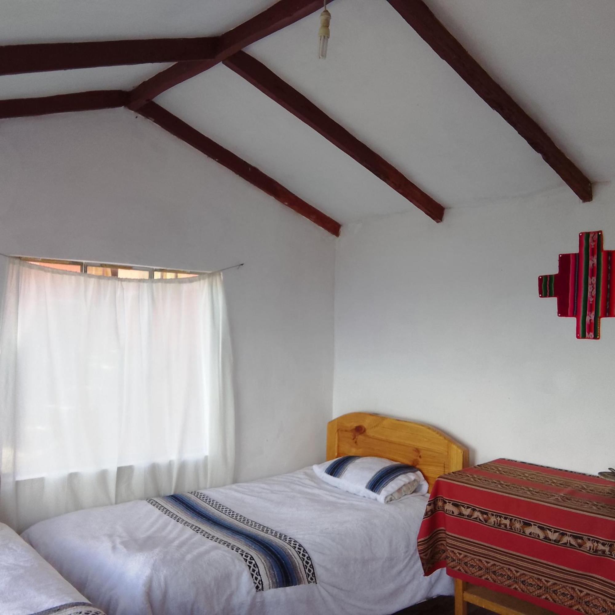 Inti Wasi Lodge Comunidad Yumani エクステリア 写真