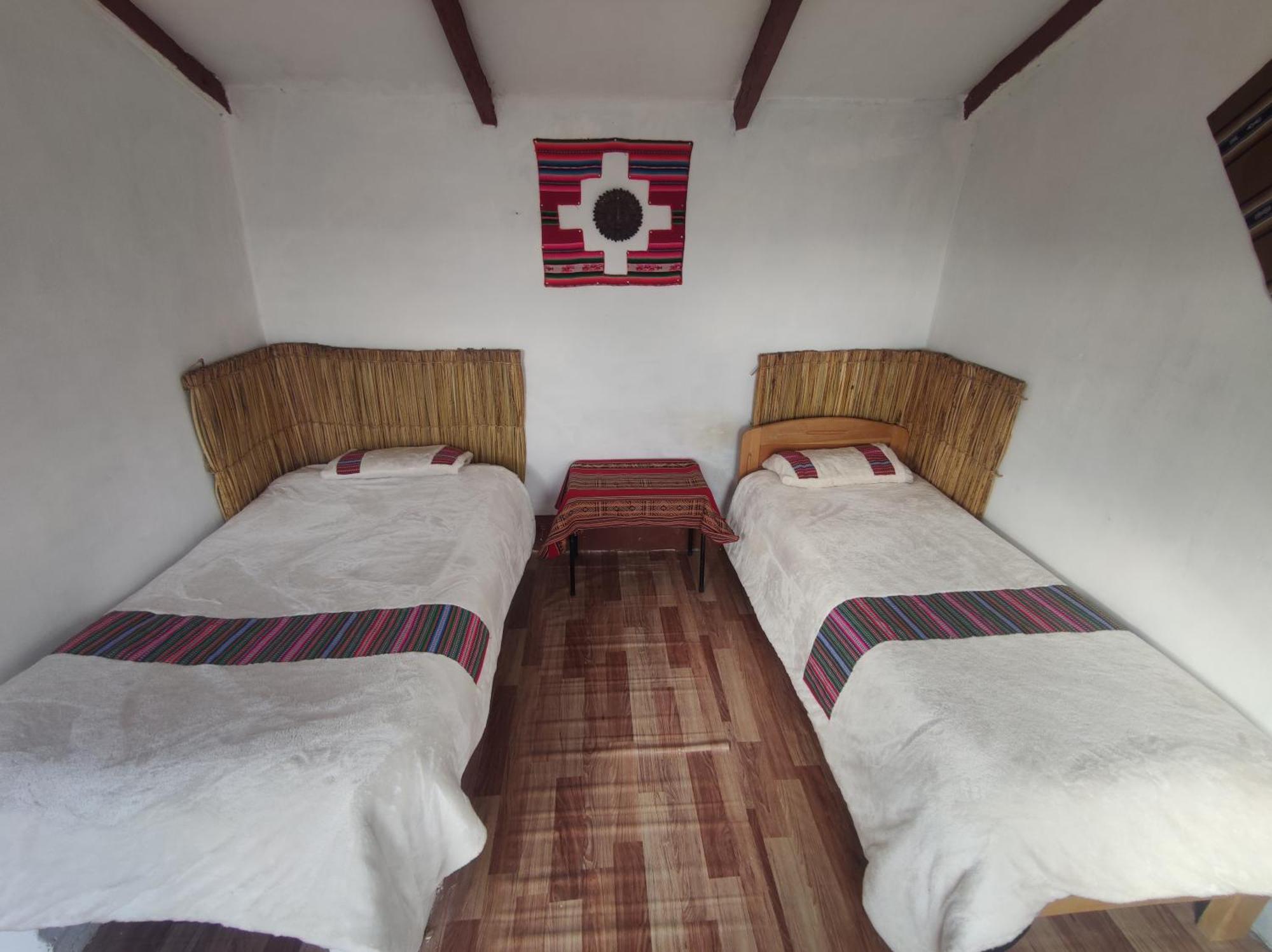 Inti Wasi Lodge Comunidad Yumani エクステリア 写真